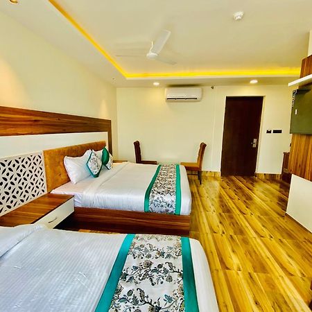 Hotel White House Walking Distance From Golden Temple- With Parking Amritsar Exterior foto