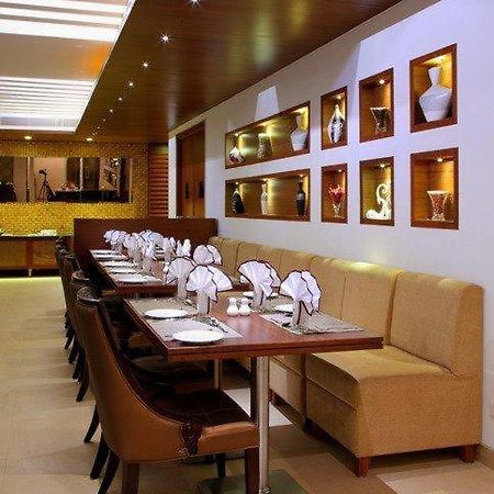 Hotel White House Walking Distance From Golden Temple- With Parking Amritsar Exterior foto