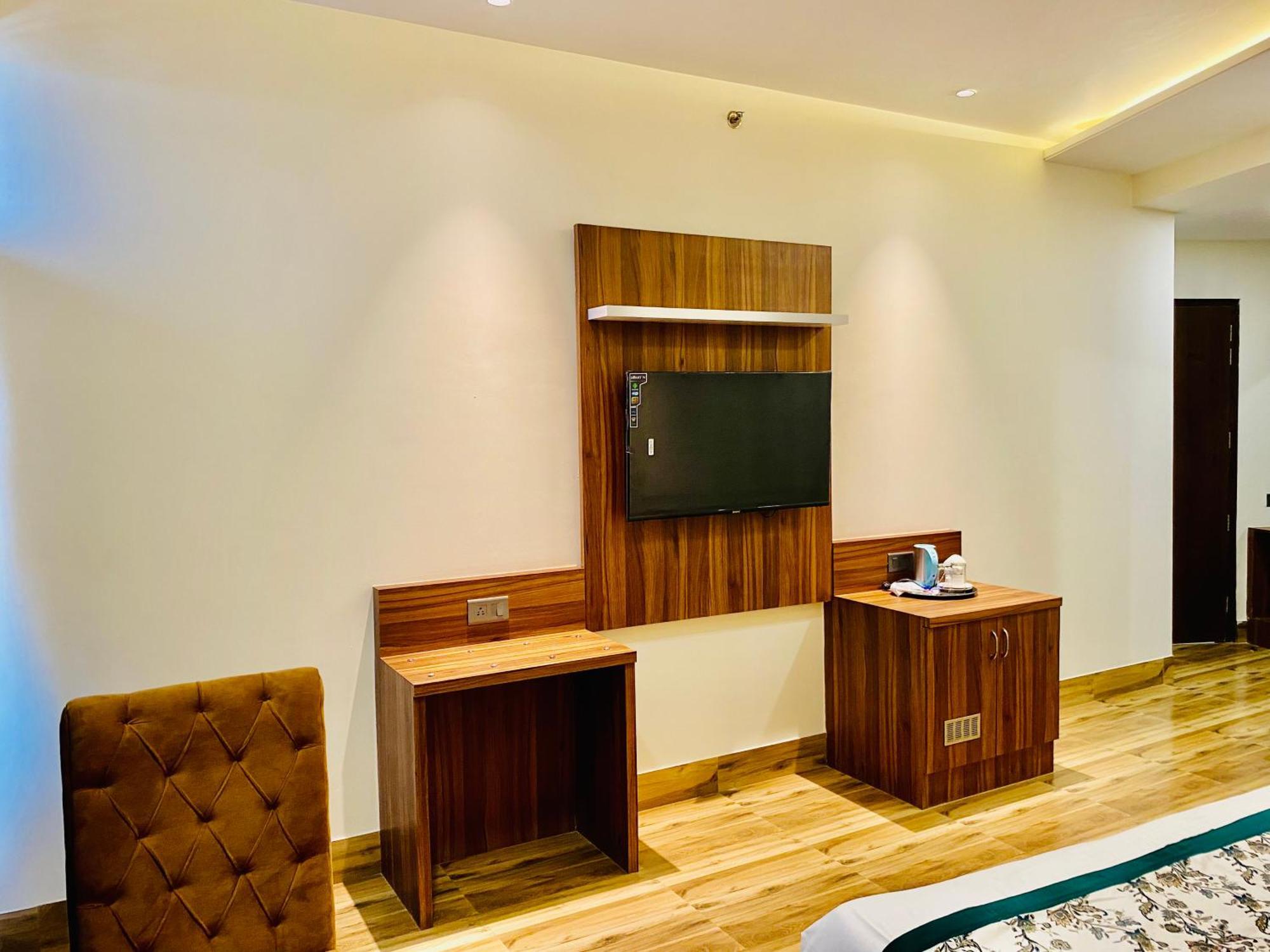 Hotel White House Walking Distance From Golden Temple- With Parking Amritsar Exterior foto