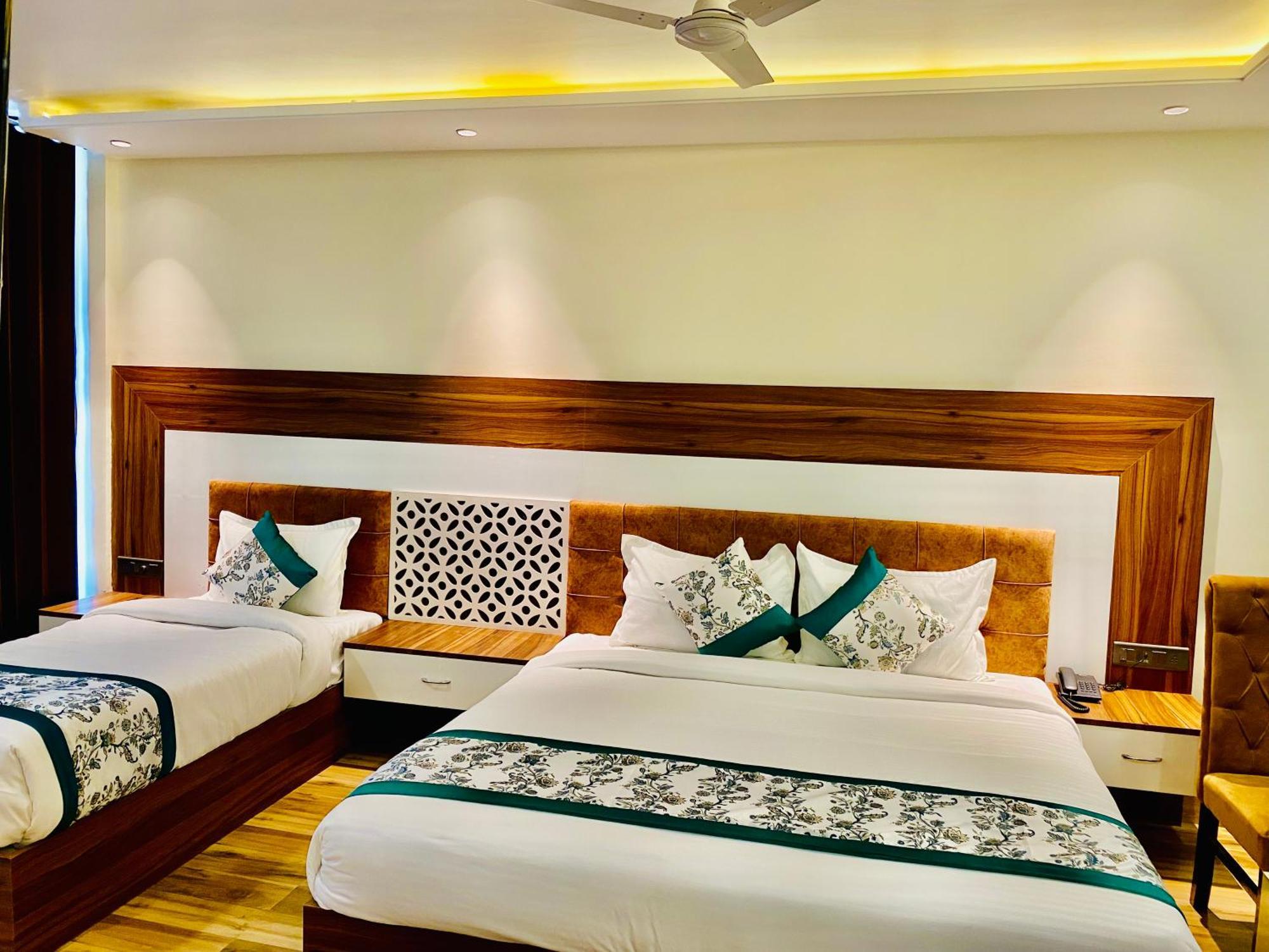 Hotel White House Walking Distance From Golden Temple- With Parking Amritsar Exterior foto