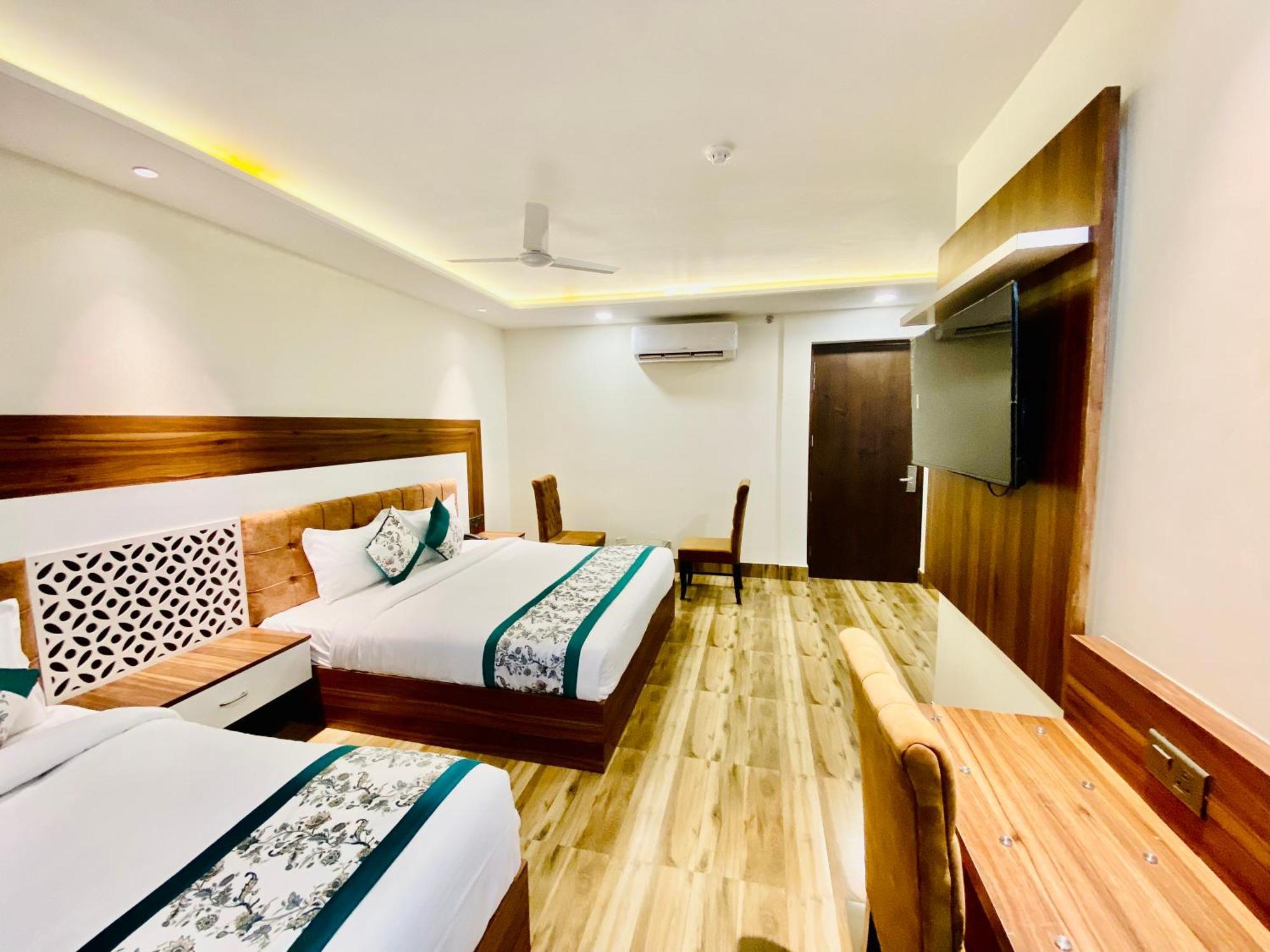 Hotel White House Walking Distance From Golden Temple- With Parking Amritsar Exterior foto