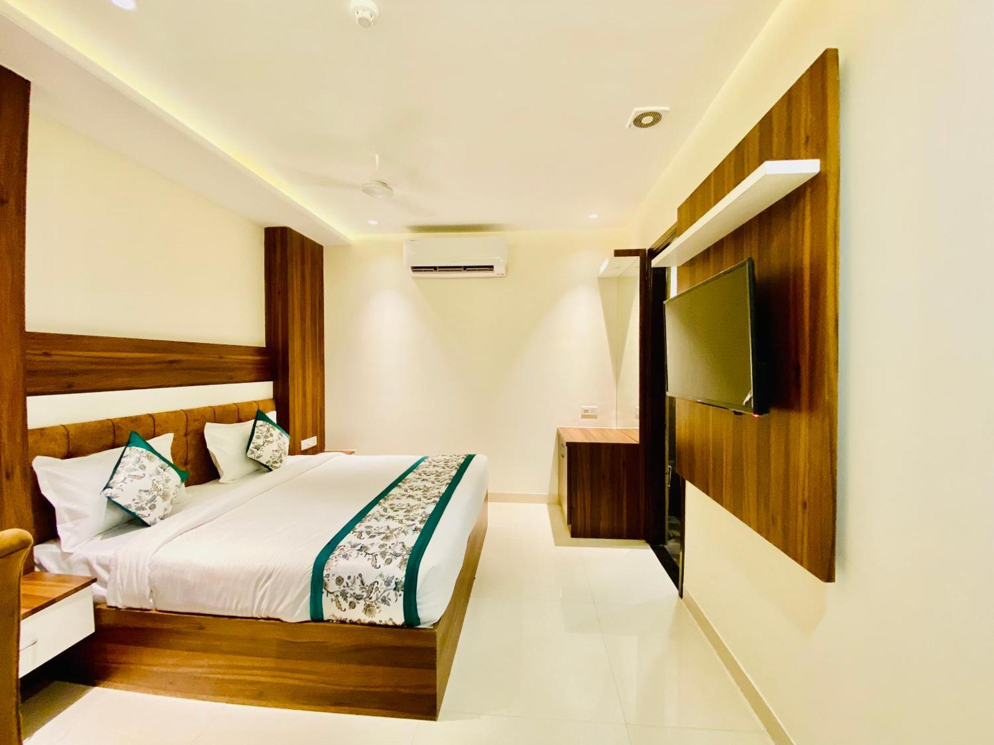 Hotel White House Walking Distance From Golden Temple- With Parking Amritsar Exterior foto